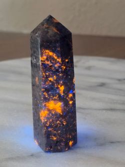 3.3" Approximately Yoopenite Tower Reactive With UV Lights