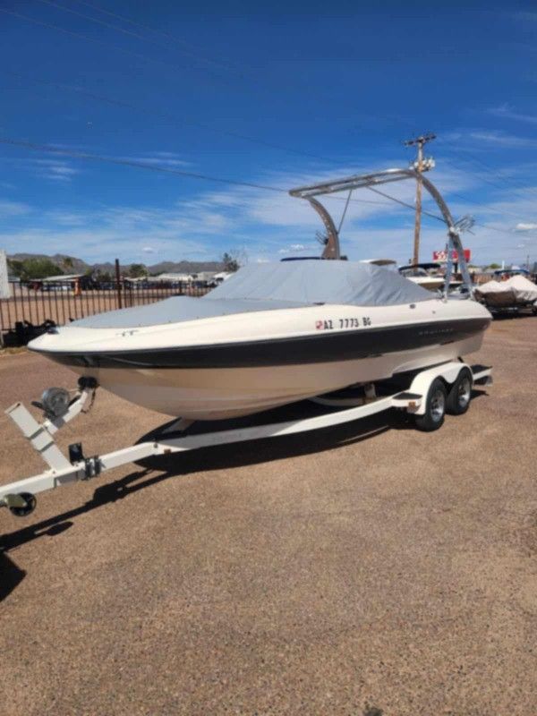For sale $13.5k
2002
22ft
Bayliner