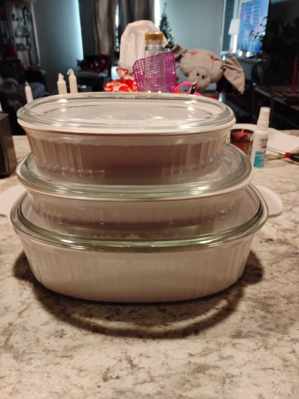 Pyrex Cooking And Storage Bowls