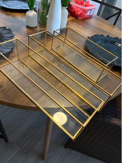 Center table decor