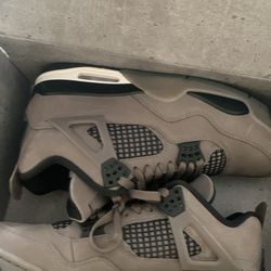 Jordan 4 Cavestones