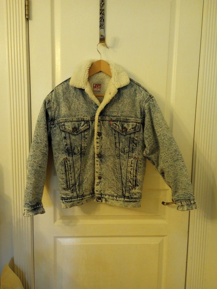 Vintage Levi Sherpa Denim Jacket XS