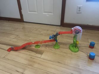 Mighty Beanz Slammer Time Race Track Complete Set with 14 Beans