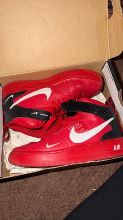 Nike Air Force One mid utility