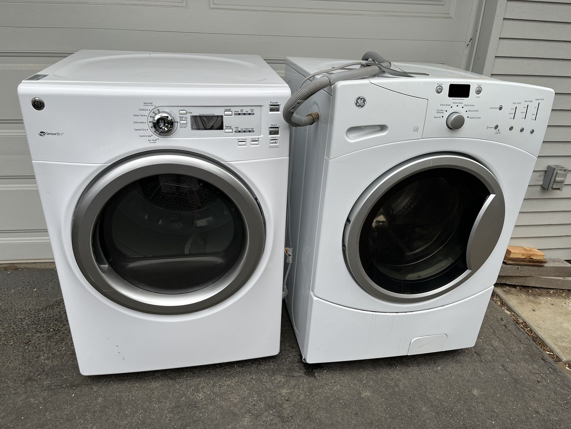 GE Washer and Dryer - Electric