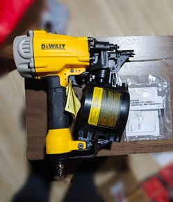 DEWALT
Pneumatic 15° Coil Framing Nailer
