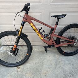 🔥Santa Cruz Bronson Carbon Fiber Medium R Build With Lots Of Upgrades 🔥