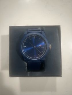 New Rare Mens Tommy Hilfiger Navy Blue Leather 42MM Watch