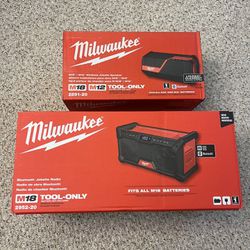 Milwaukee M18 Bluetooth Speaker & Jobsite Radio (Tool Only)