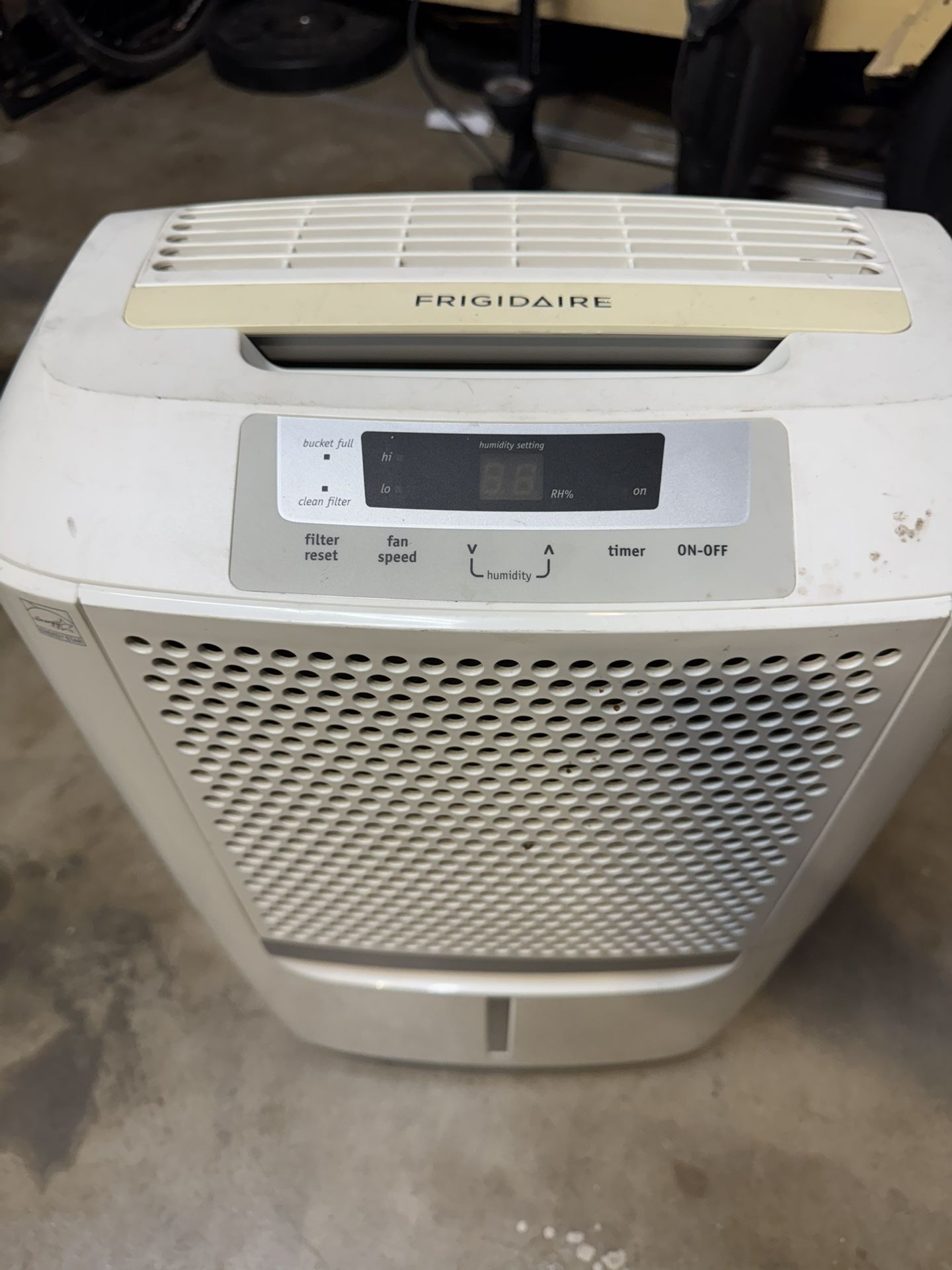 Home Dehumidifier 