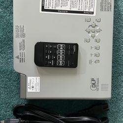 Casio Data Projector XJ-SC210