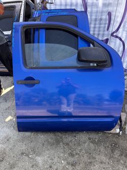 2005-2021 NISSAN FRONTIER FRONT DOOR