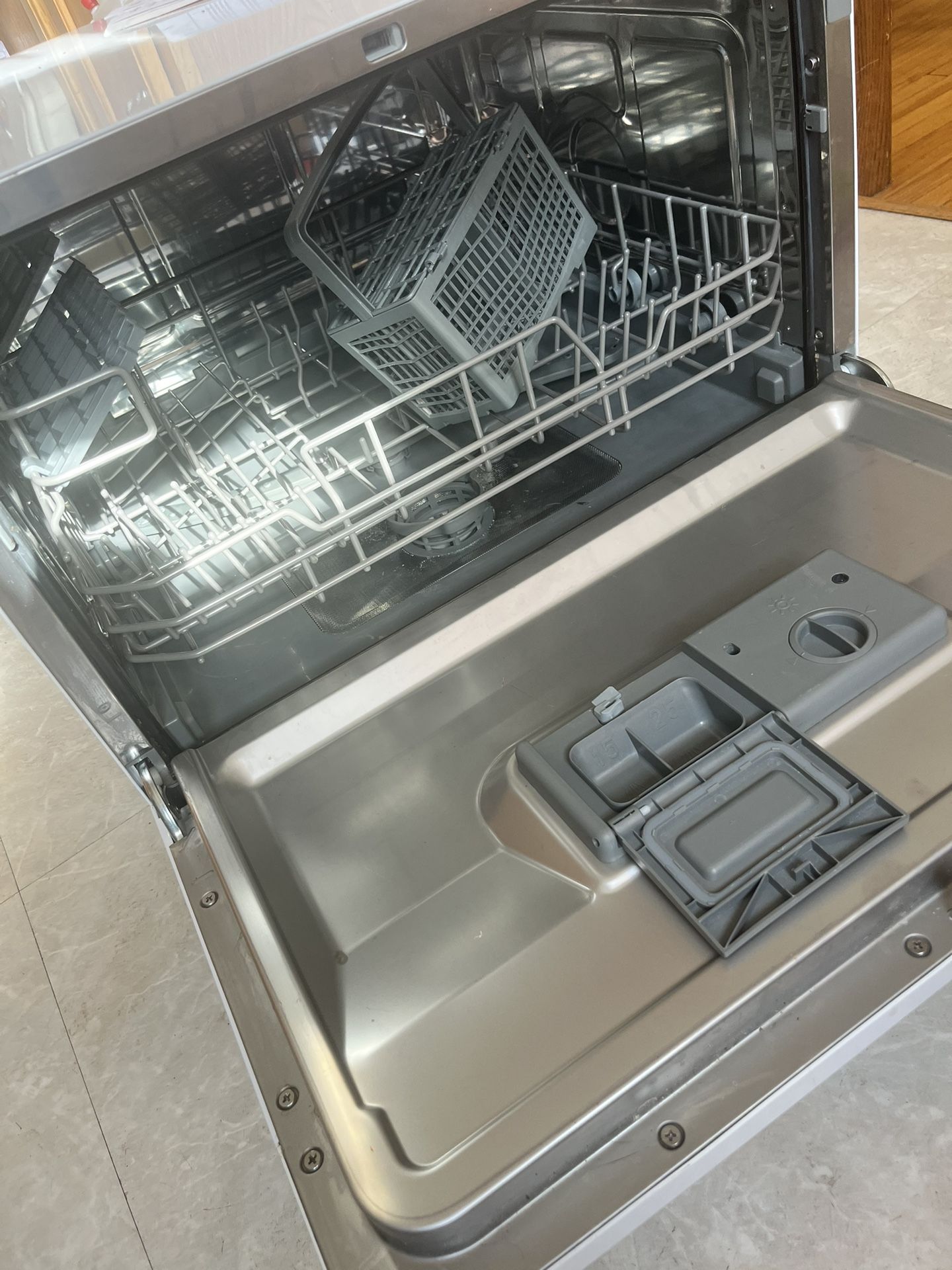 Countertop Dishwasher