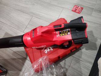 Milwaukee M18 dual battery Fuel Brushless Blower
