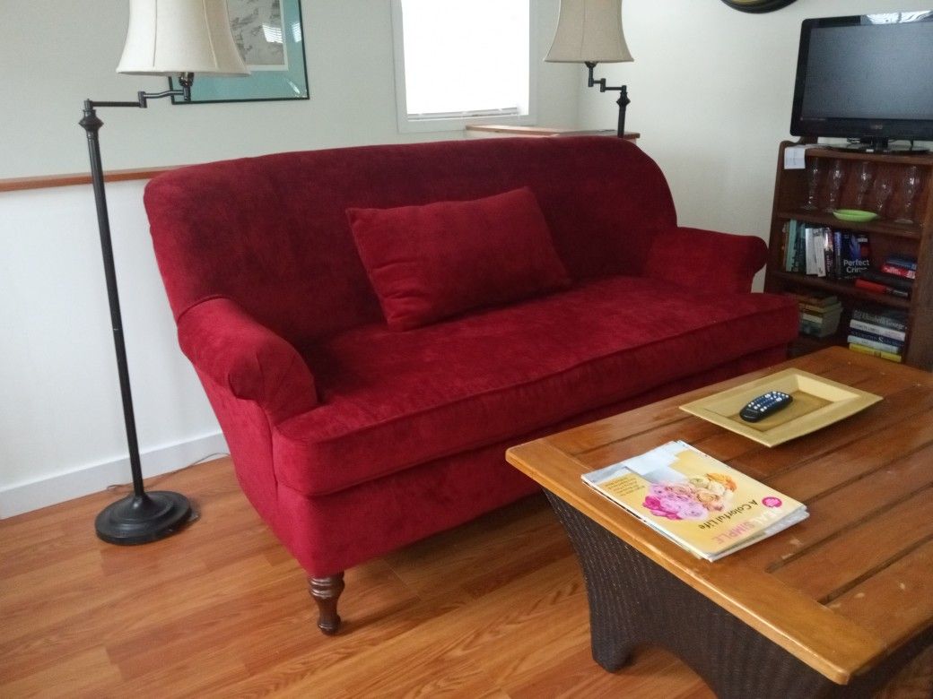 Red Sofa for Sale in Grenell, NY OfferUp