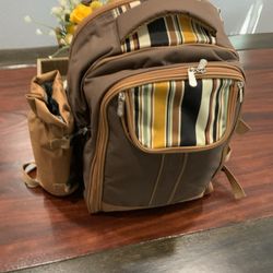 Backpack Outdoor Picnic with Utensils