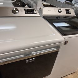 Maytag washer And dryer set