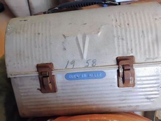 Vintage 1950's aluminum lunch box