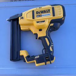 Dewalt Stapler Gun 20v Tool Only