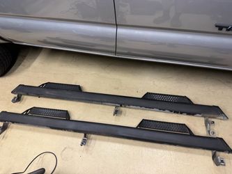 Toyota Tacoma predator steps running boards