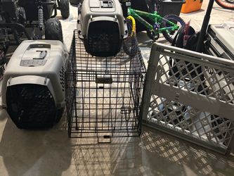 Pet carriers / Crate and gate $60 for all