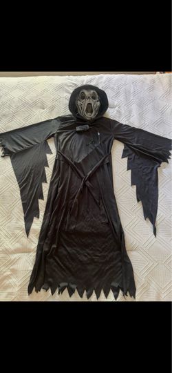 Ghost face costume kids size xl