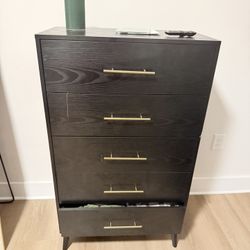 2 Dresser Chest 