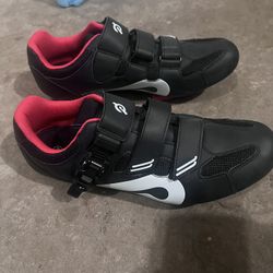 Men’s Peleton Shoes Sz 11