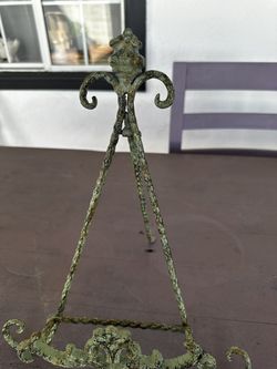Metal Easel Picture Holder
