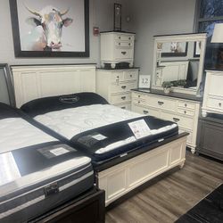 4-piece Queen Farmhouse Bedroom Set 