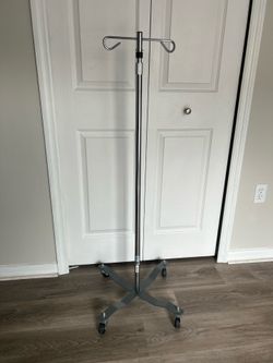 IV pole by Drive