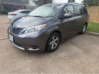 2014 Toyota Sienna