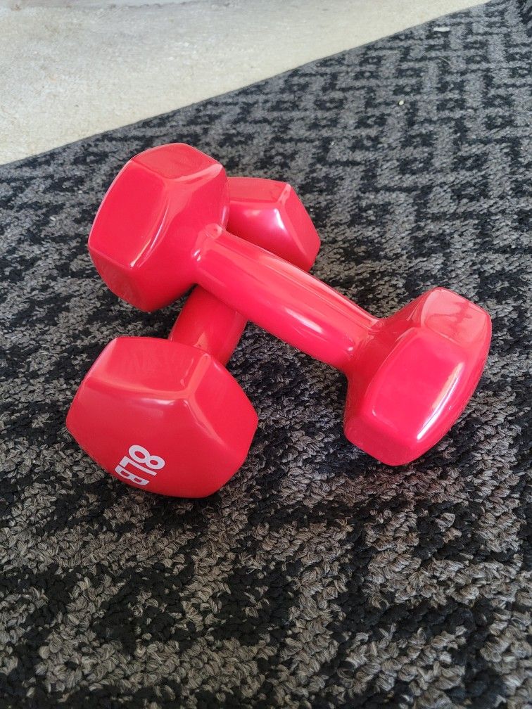 8LB Red Colored Neoprene Coated Dumbbell (Pair ) For Sale (Not Used)