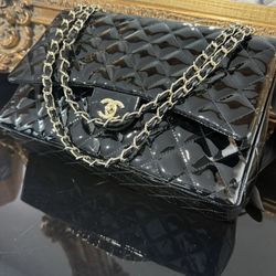Beautiful Patent Bag 