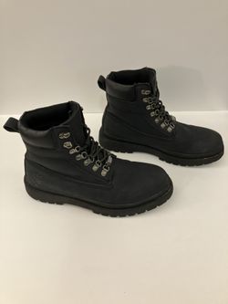 Black Rocawear boots size 10