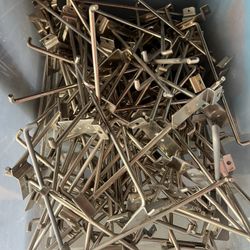 Pegs
