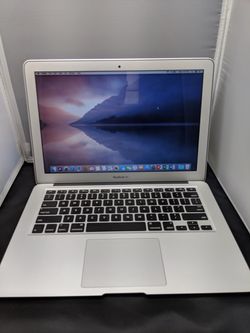 Apple MacBook air 13" 1.4ghz i5 128ssd early 2014 with Photoshop cs6 master collection +with office