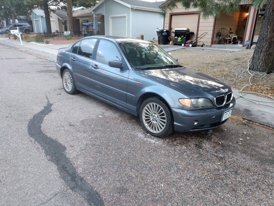 2002 BMW 325xi