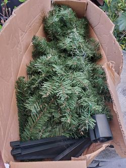 6ft Christmas Tree