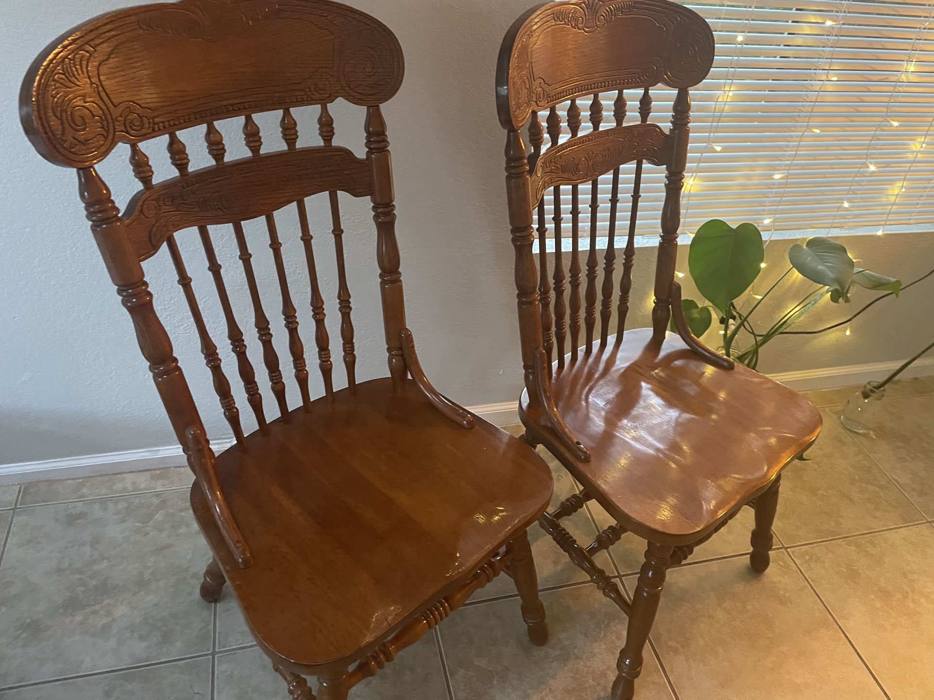 Set Of 2 Solid Wood Vintage Chair - Table height