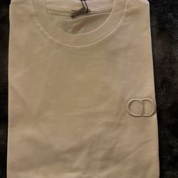 White Dior 