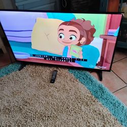 TV 50" Smart Insignia 