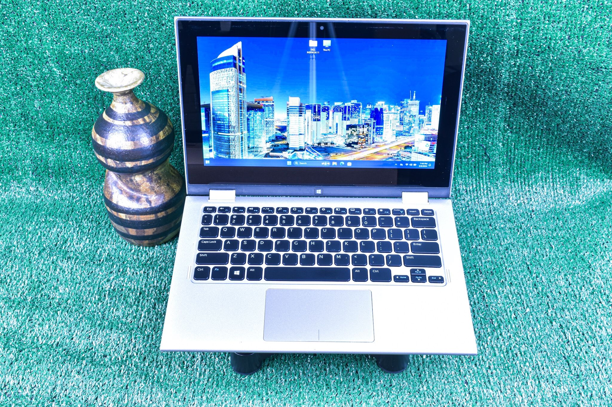 DELL Inspiron 2in1 3148 Intel(R) Core(TM) i3-4010U CPU 2.16GHZ _8GB(RAM)_1TB(SSD)_(REFURBISHED)