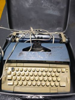 Vintage SMITH CORONA SCM TYPE WRITER electric