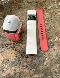 Fitbit Versa 3