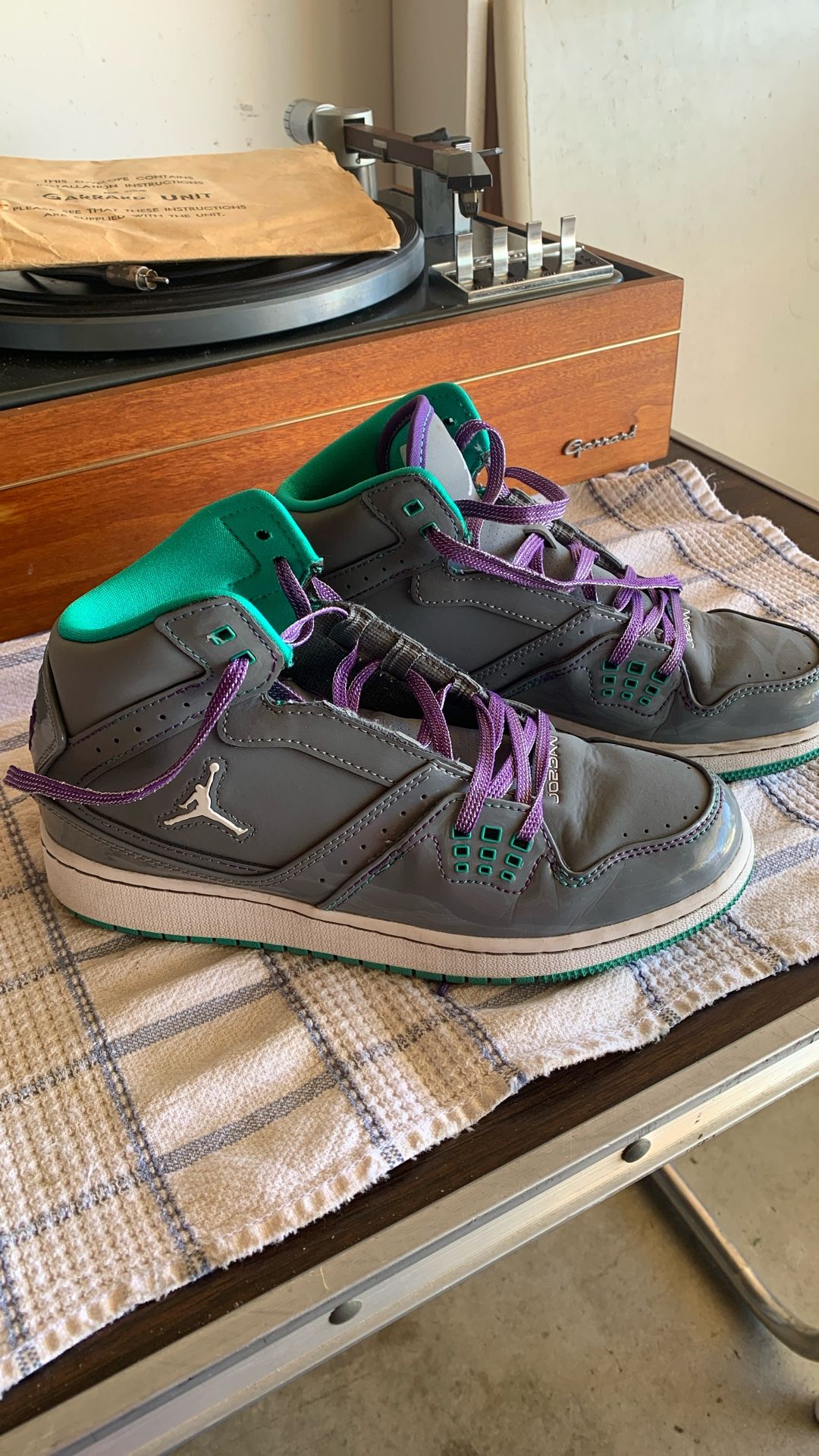 Girls Jordan Gym Shoes