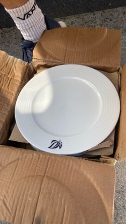 Arabic dinner plates