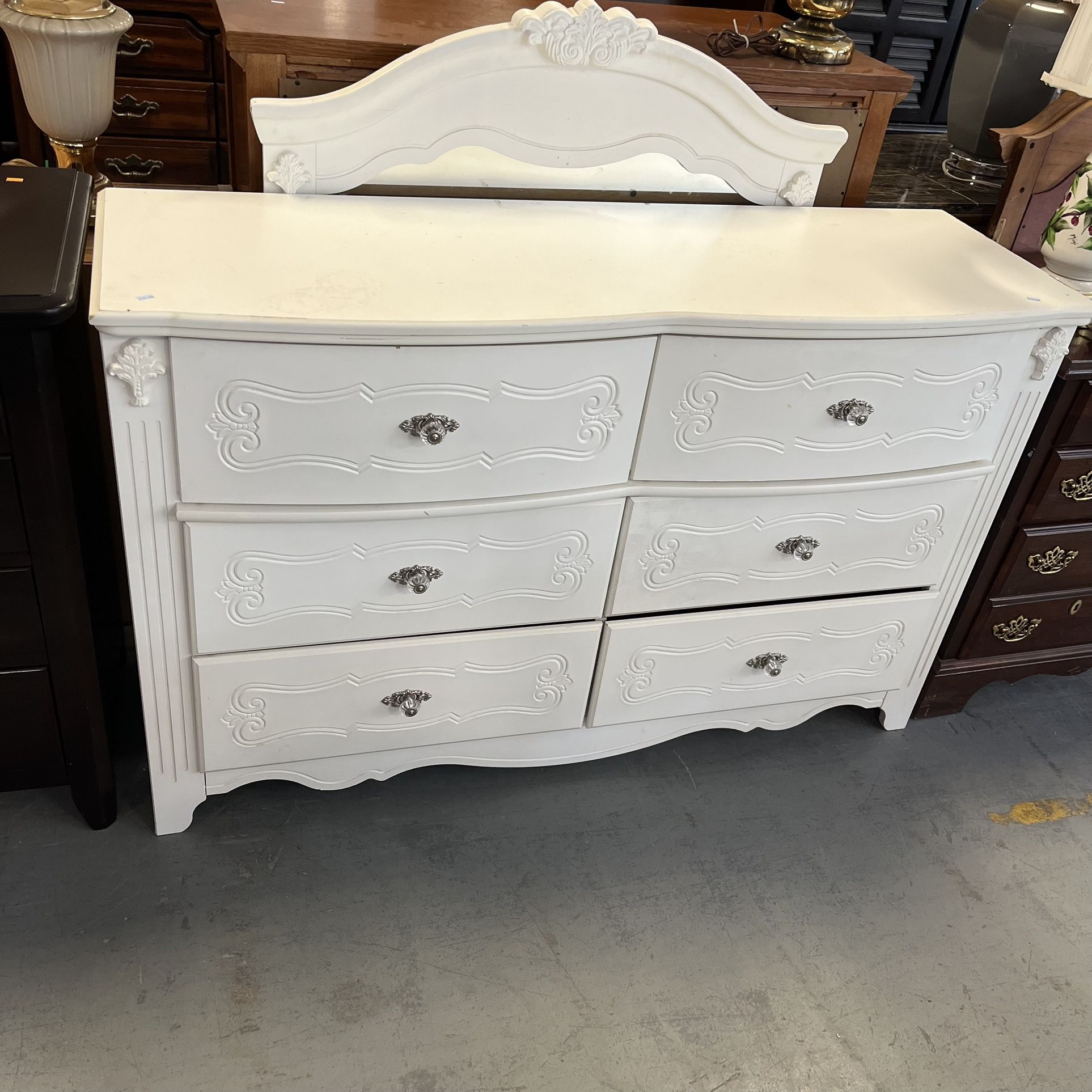 White Dresser And Mirror (in Store)