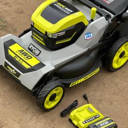 RYOBI
40V HP Brushless 21" Whisper Series Cordless Walk-Behind Multi-Blade Push Lawn Mower - (1) 6.0 Ah Batteries & Charger