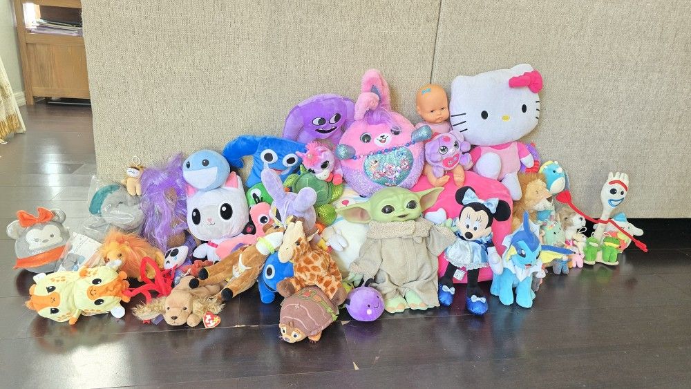 plushies, teddy bears, stuffed animals